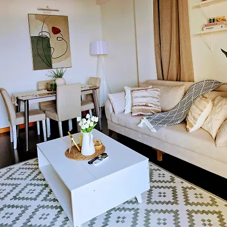 Nalahost 2Br Seaview Terrace Apartment